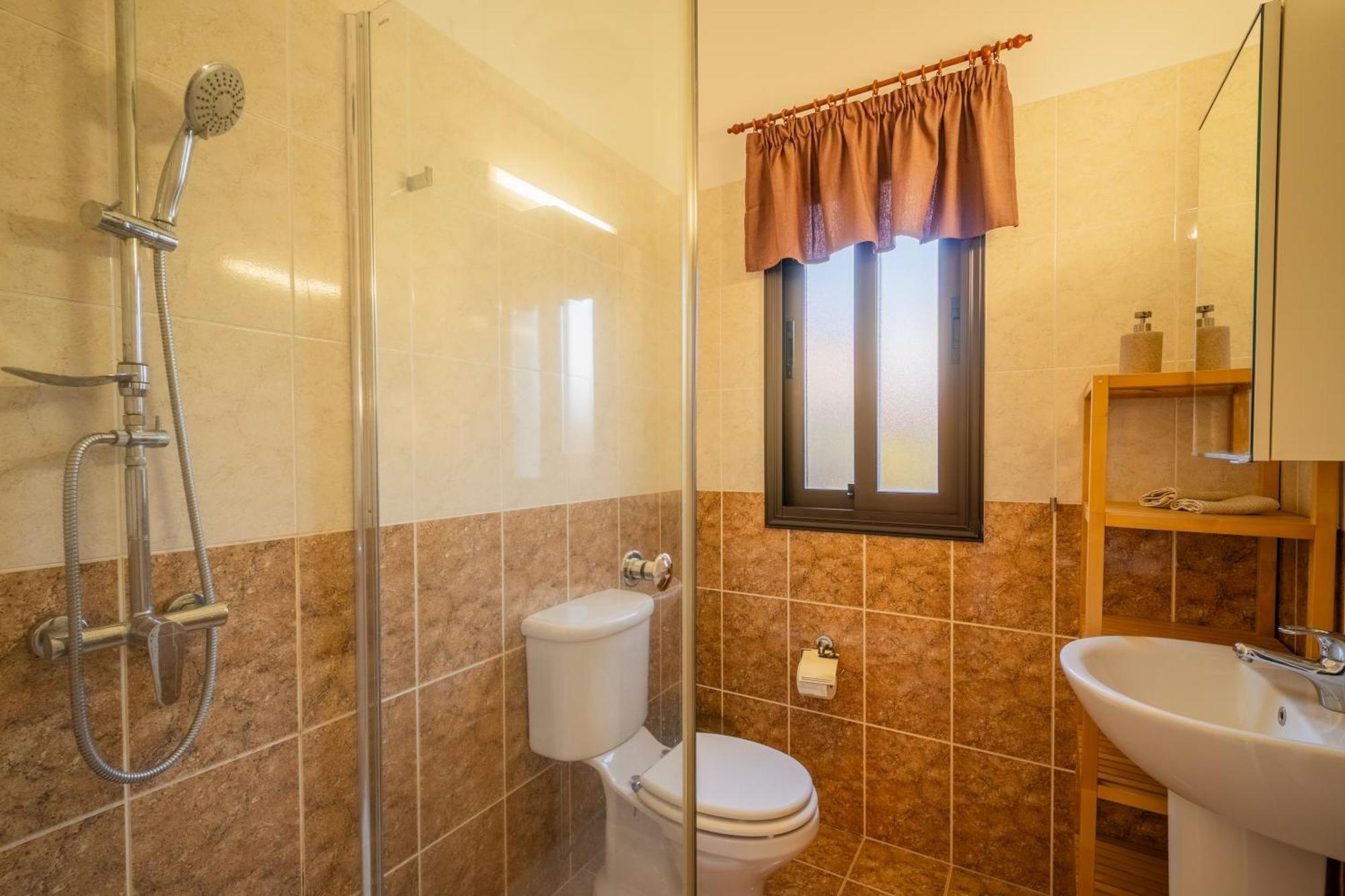Villa Panorama - Stunning Views In Villa With Hot Tub, Pool, Garden Kouklia Exterior photo